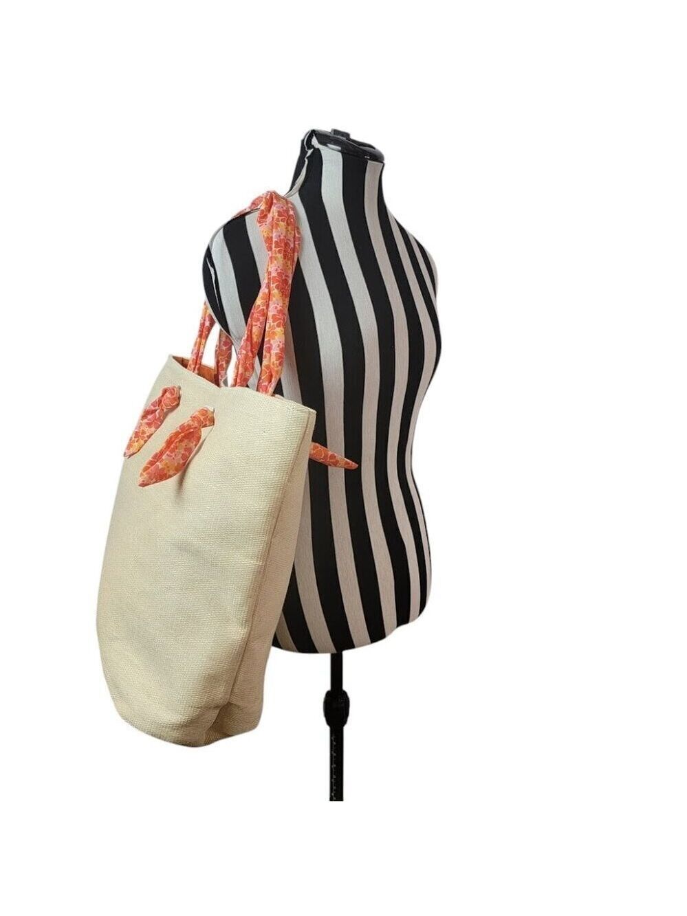 Chic Yon-Ka Paris Straw Tote Bag – Embrace 2025's Must-Have Trend! - Picture 4 of 11